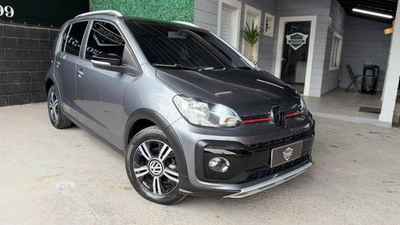 VOLKSWAGEN UP 1.0 170 TSI TOTAL FLEX XTREME 4P MANUAL VOLKSWAGEN UP 1.0 170 TSI TOTAL FLEX XTREME 4P MANUAL